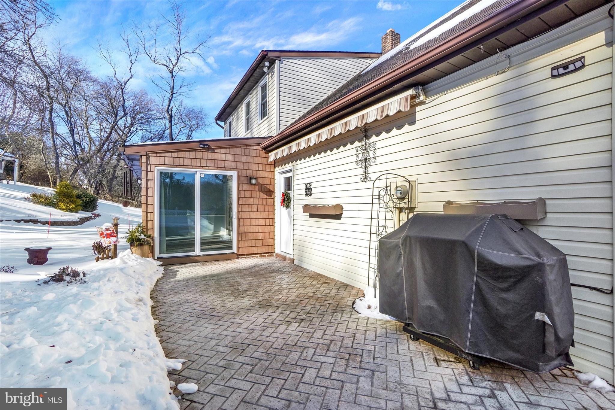 2976 Honey Valley Road Dallastown, PA 17313 - Photo 25 of 34 Patio