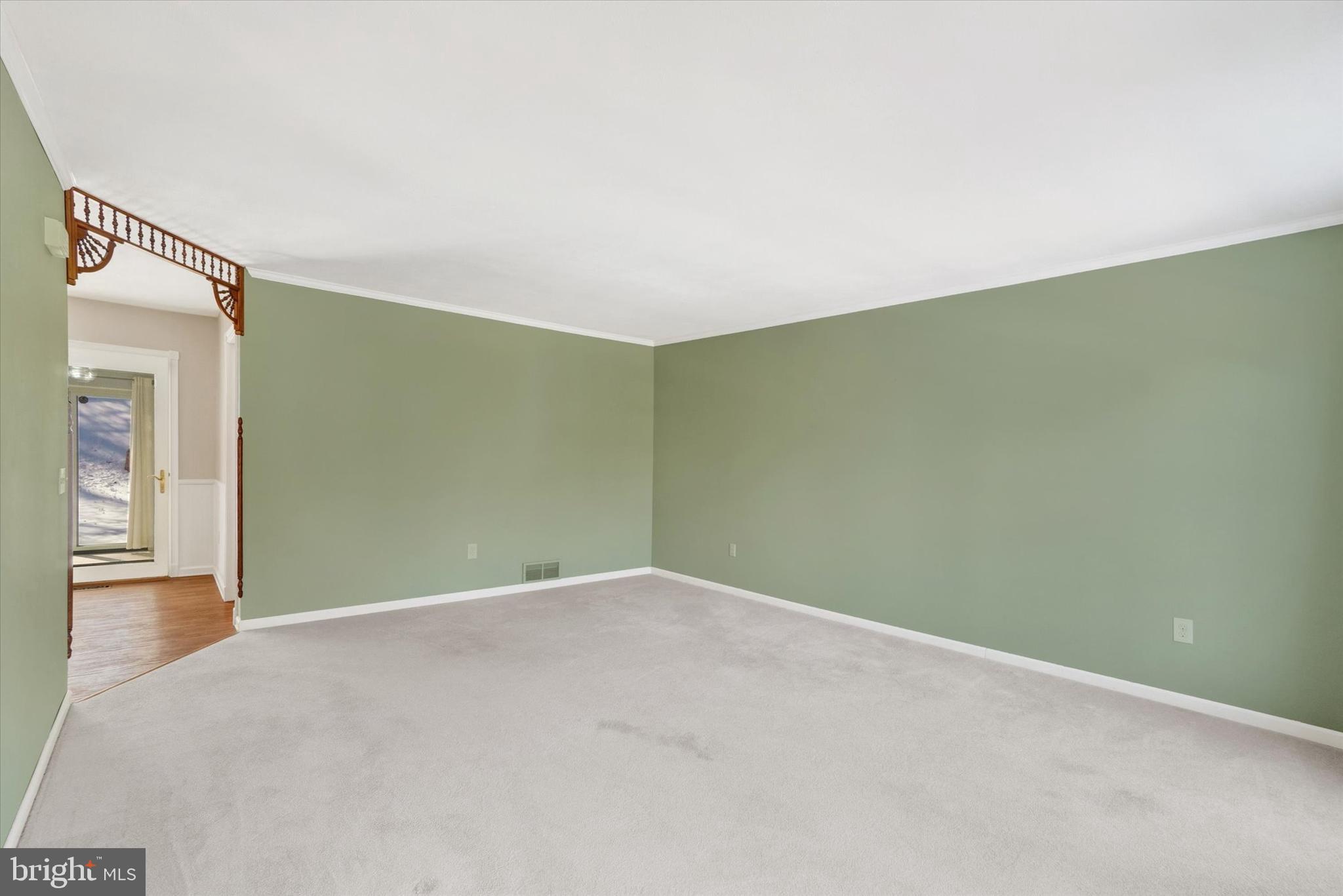 2976 Honey Valley Road Dallastown, PA 17313 - Photo 5 of 34 Living Room