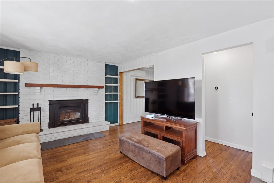 18 Loring Road Bristol, RI 02809 - Photo 15 of 38