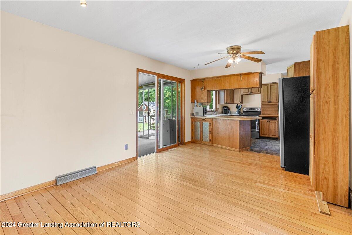 14351 Chandler Road Bath, MI 48808 - Photo 13 of 27 18-Media Jett - 18