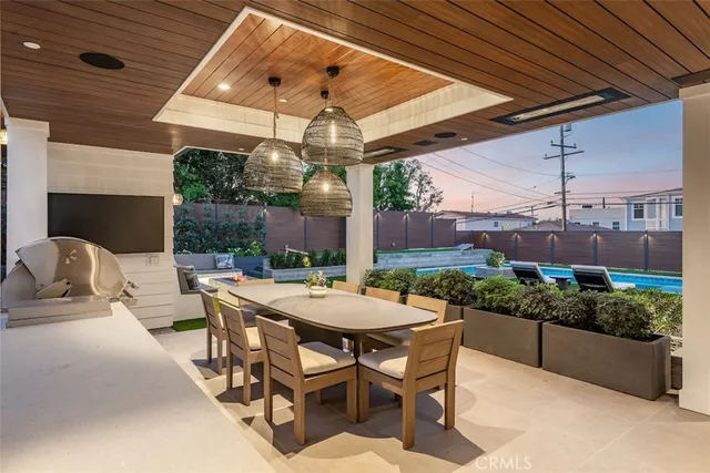 $11,975,000 | 2965 La Carlita Place, Hermosa Beach, CA 90254