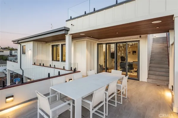 $11,975,000 | 2965 La Carlita Place, Hermosa Beach, CA 90254