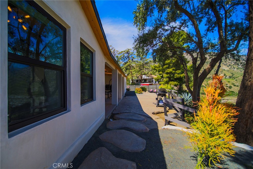 7867 Rim Canyon Road Sunland, CA 91040 - Photo 26 of 40