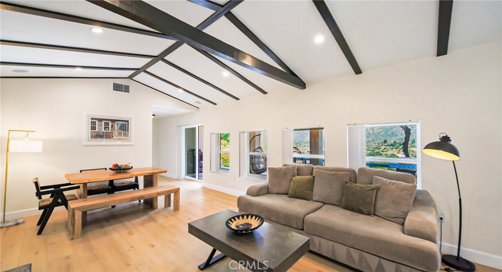 7867 Rim Canyon Road Sunland, CA 91040 - Photo 7 of 40