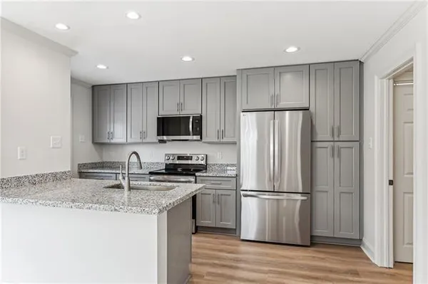$650,000 | 1220-22 Carrollton Avenue, Metairie, LA 70005