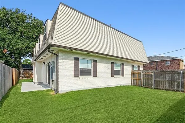 $650,000 | 1220-22 Carrollton Avenue, Metairie, LA 70005