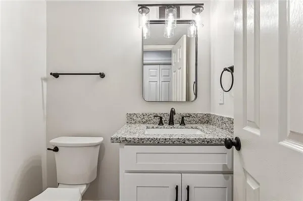 $650,000 | 1220-22 Carrollton Avenue, Metairie, LA 70005
