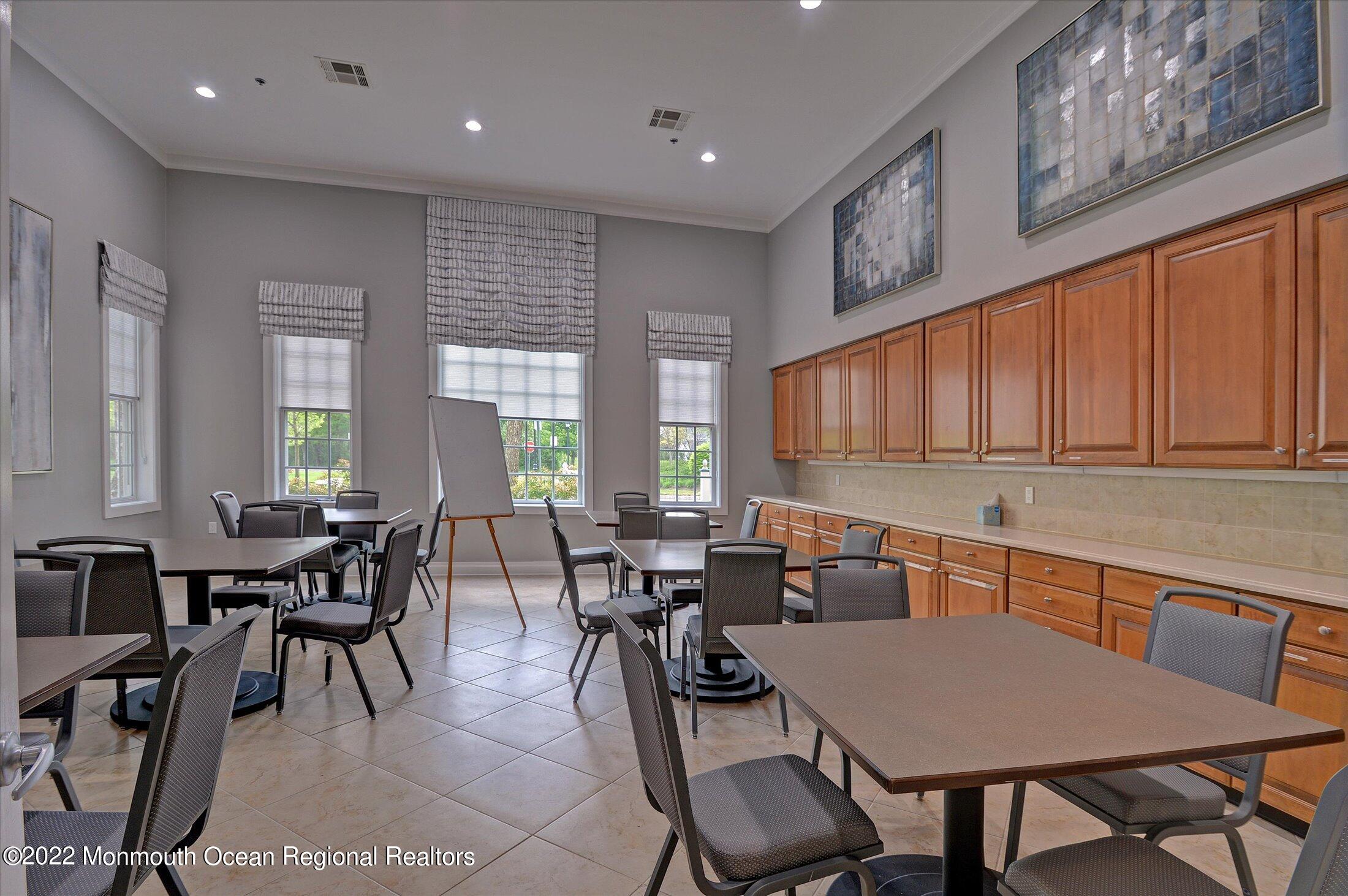 31 Hartack Road Manalapan, NJ 07726 - Photo 46 of 55 46-25798612
