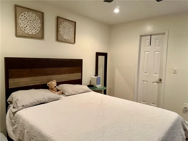 $215,000 | 4005 Woodridge Way, Tucker, GA 30084