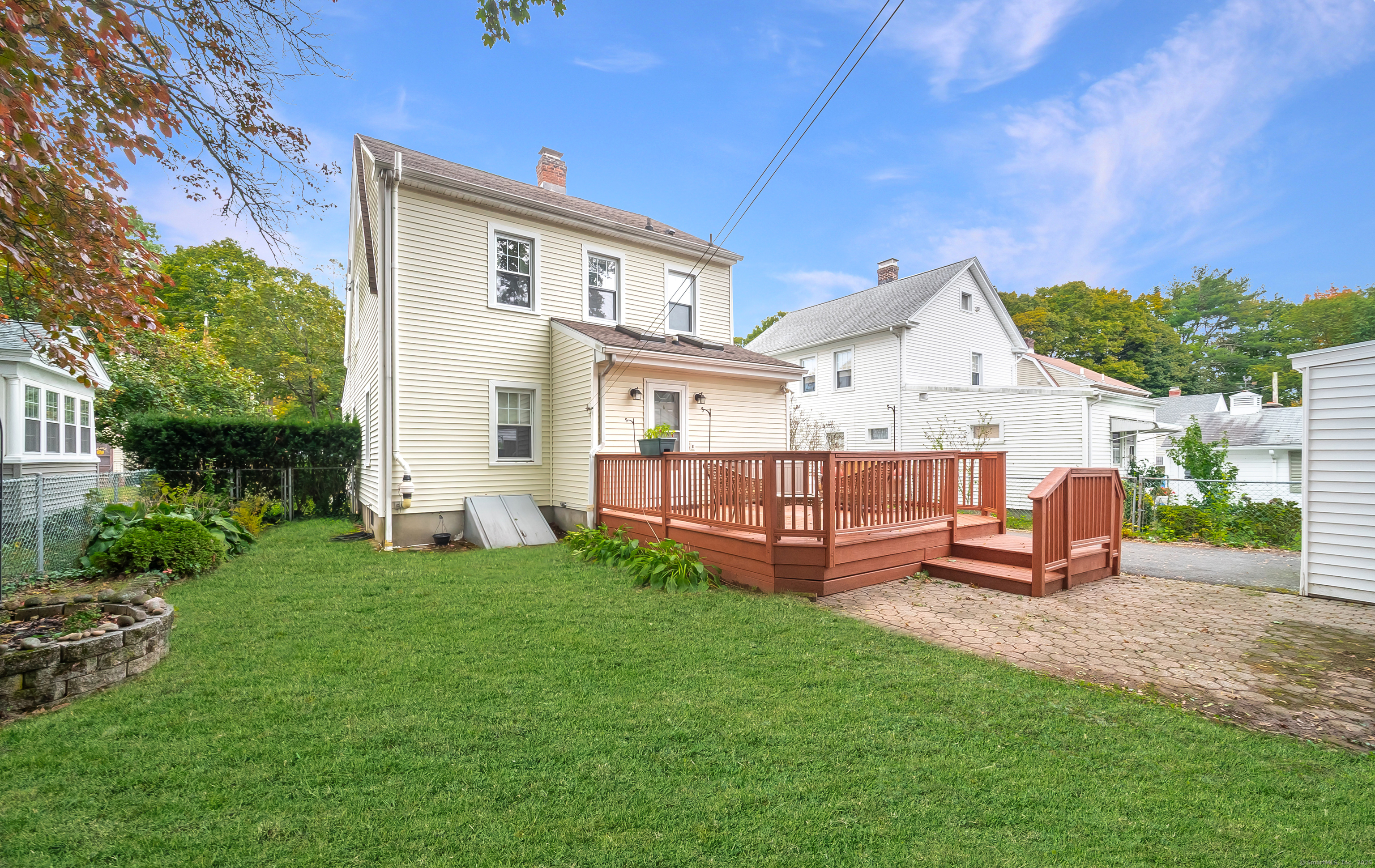 18 Ingram Street Hamden, CT 06517 - Photo 7 of 39 a view of a house with backyard and a garden