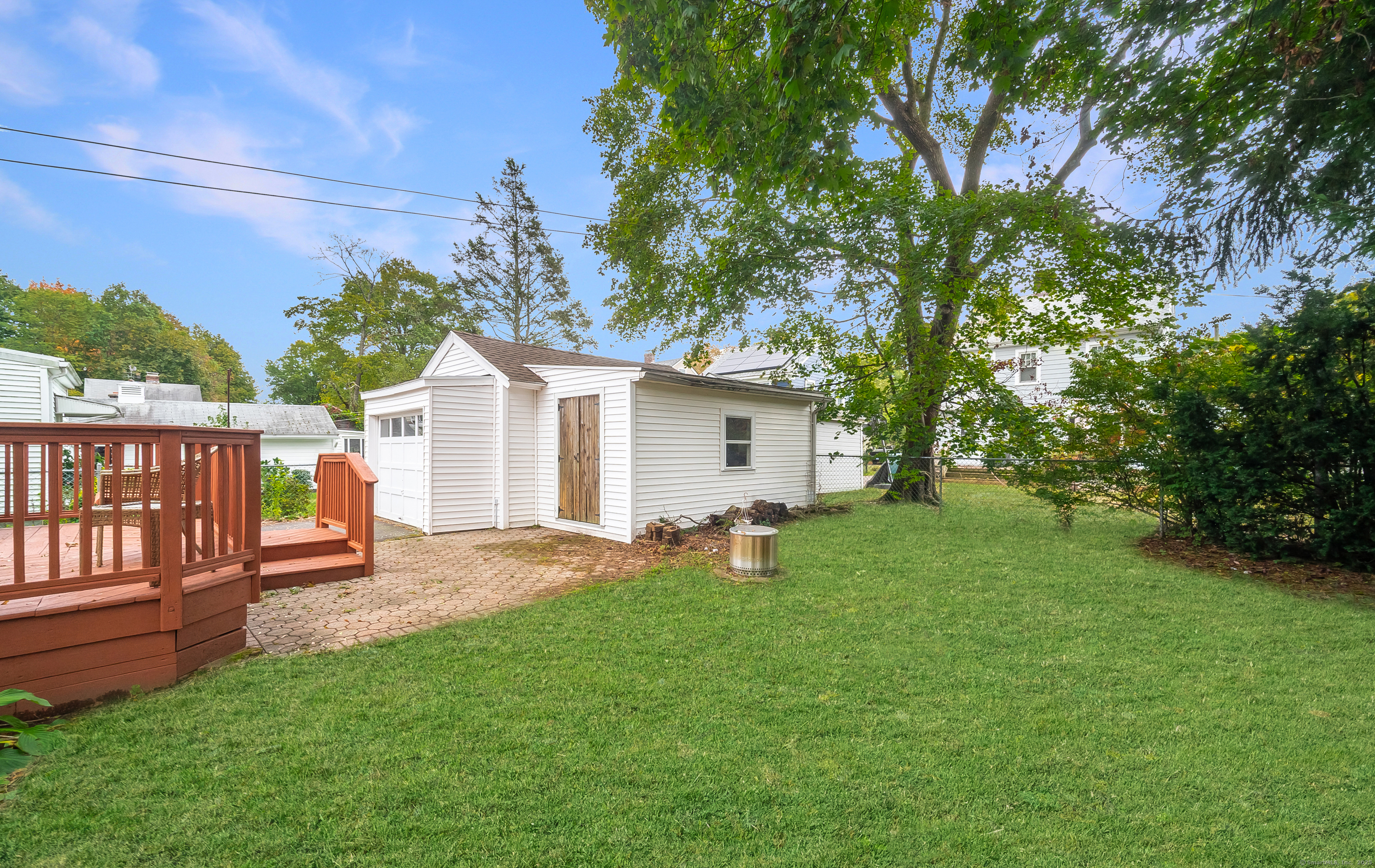 18 Ingram Street Hamden, CT 06517 - Photo 8 of 39