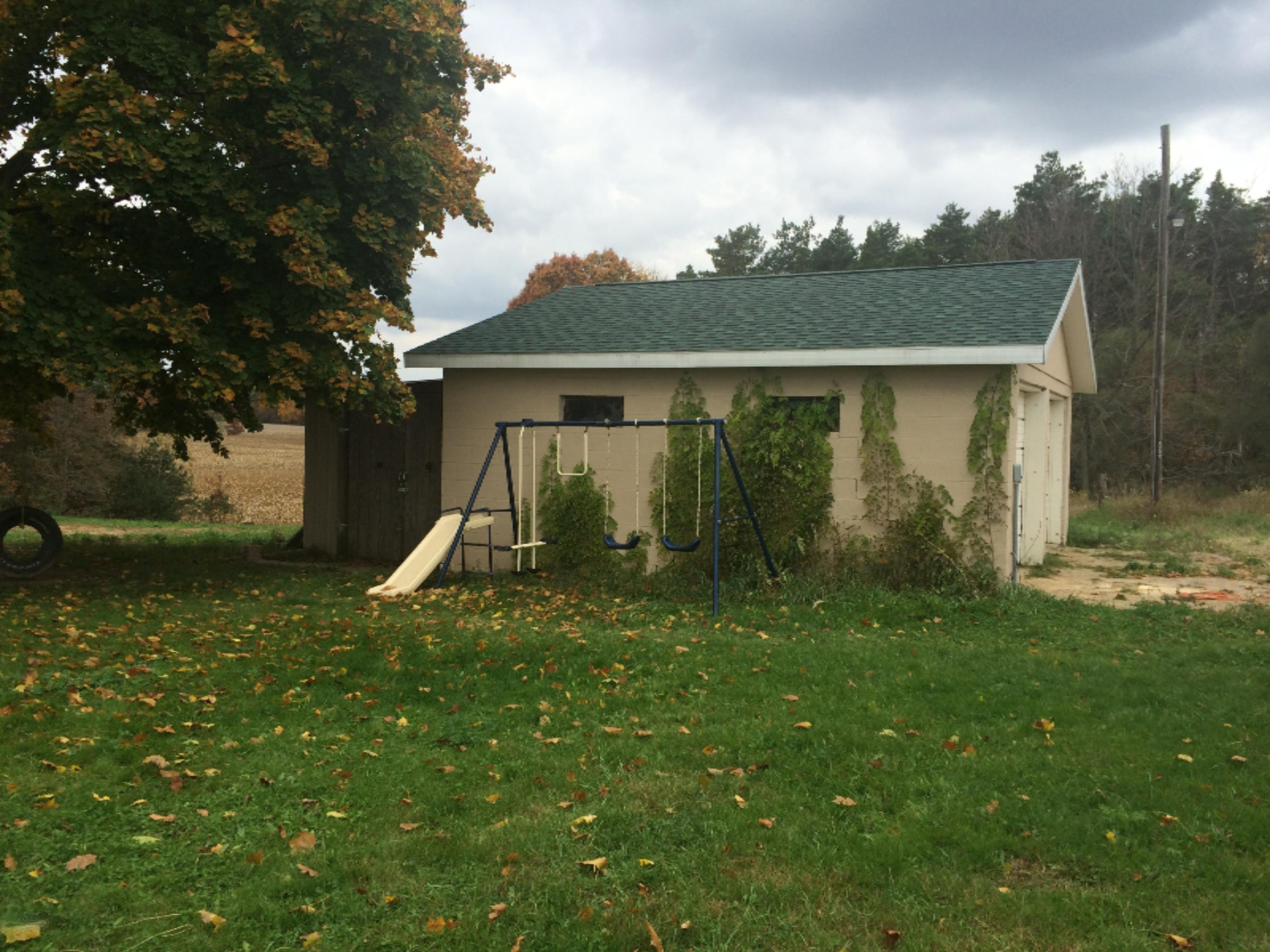 5707 Ostrum Road Belding, MI 48809 - Photo 7 of 30 East side of Garage