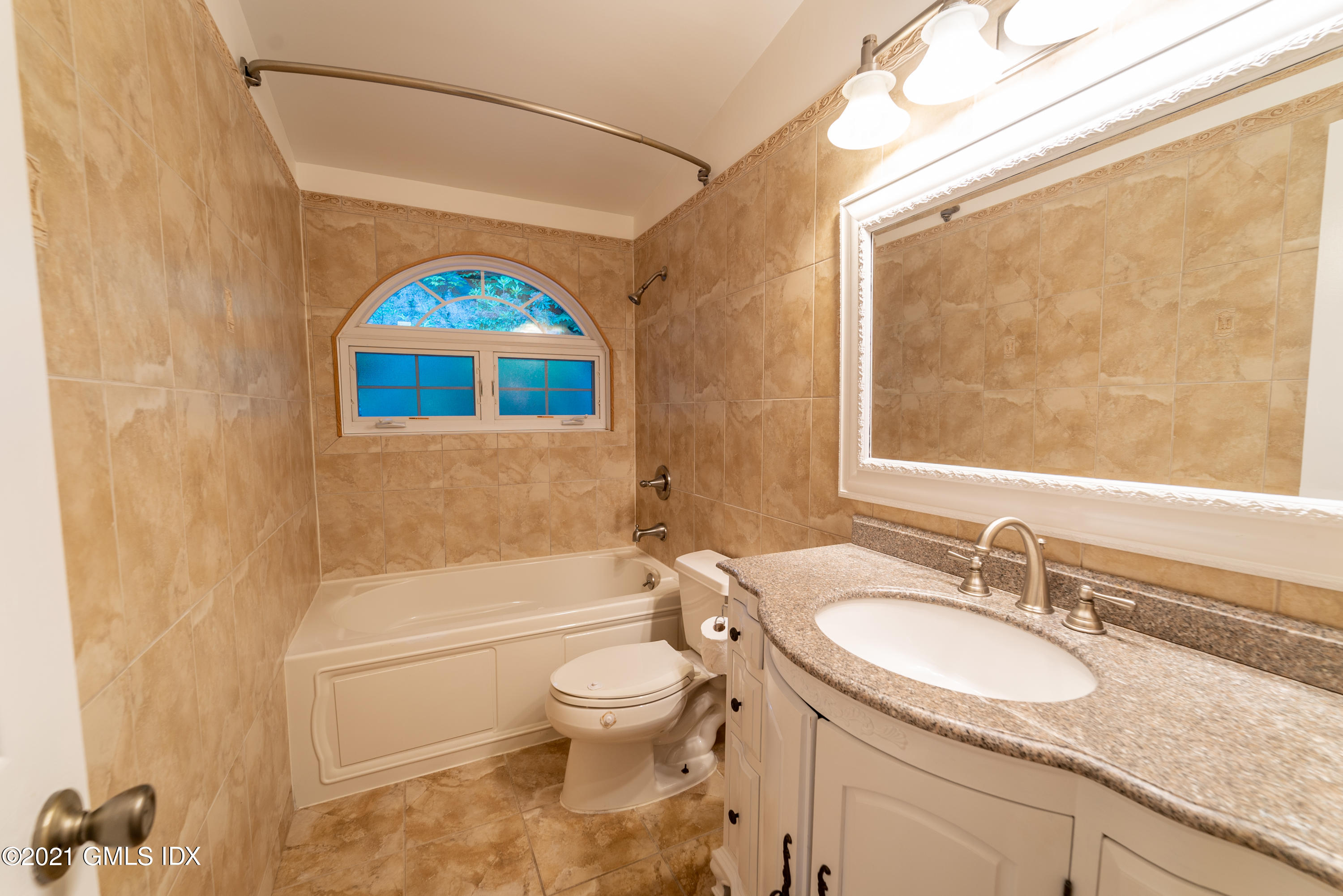 37 Amherst Road Riverside, CT 06878 - Photo 7 of 20 7A