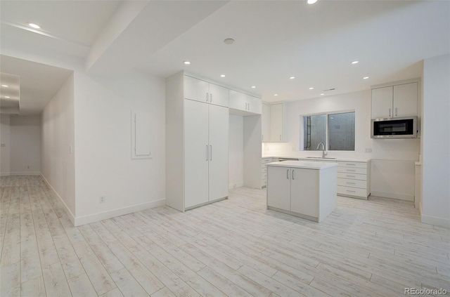 a view of utility room