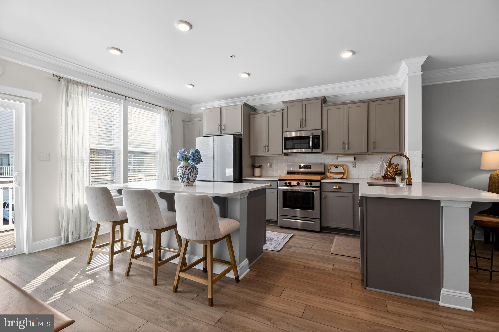 322 Bright Light Court Edgewater, MD 21037 - Photo 16 of 36 Center kitchen island