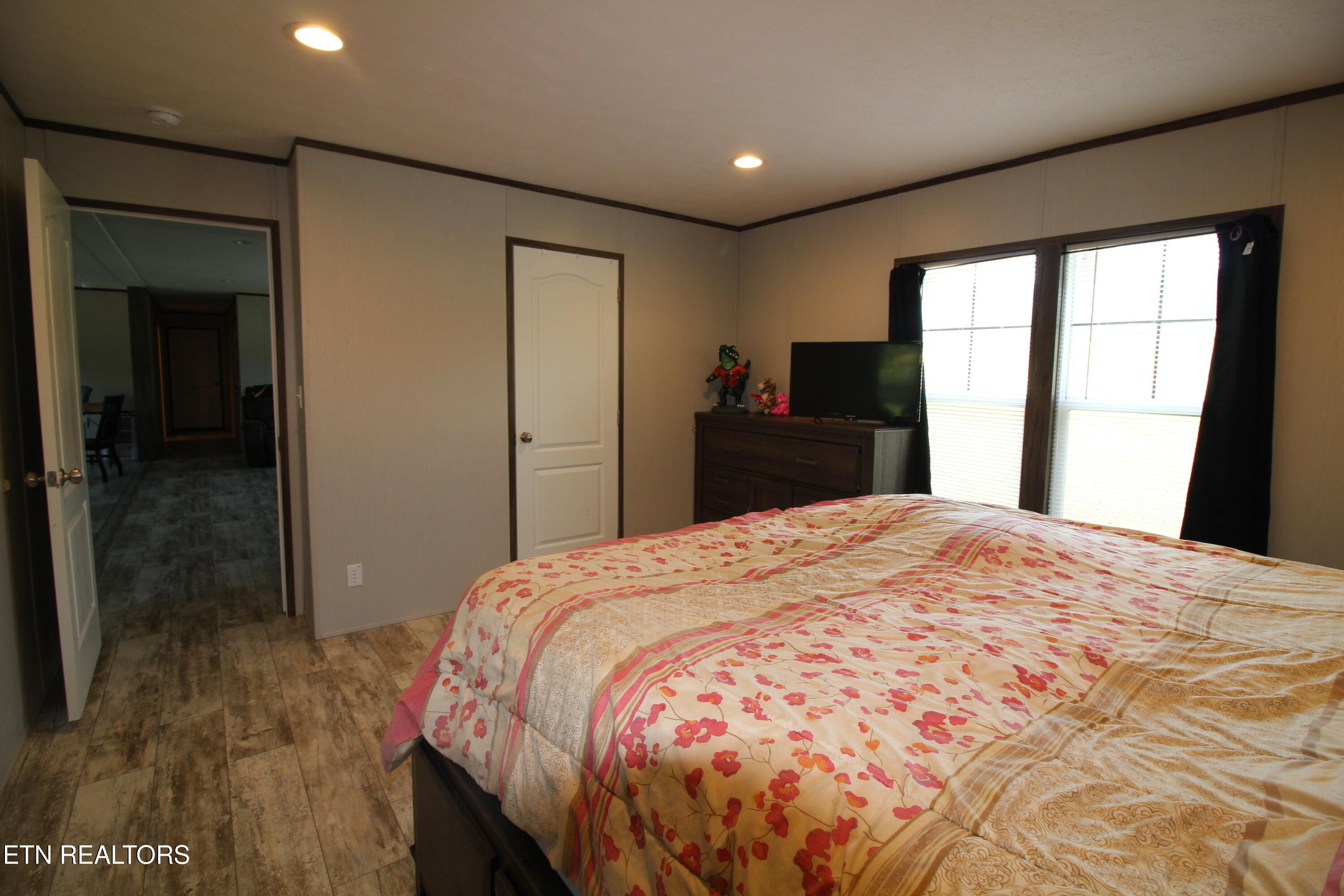 5904 Rutledge Pike Rutledge, TN 37861 - Photo 8 of 21 IMG_3061
