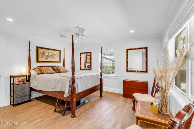 $675,000 | 1105 East Cherokee Glen, Ocean Springs, MS 39564