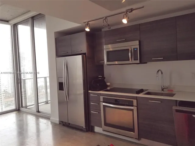 a picture of city view