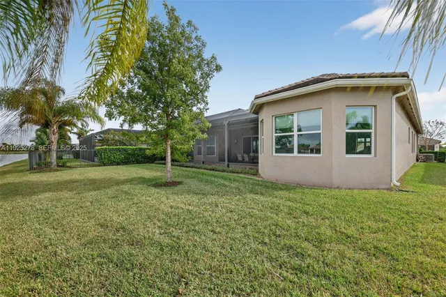 $959,000 | 11904 Southwest Sailfish Isles Way, Port St. Lucie, FL 34987