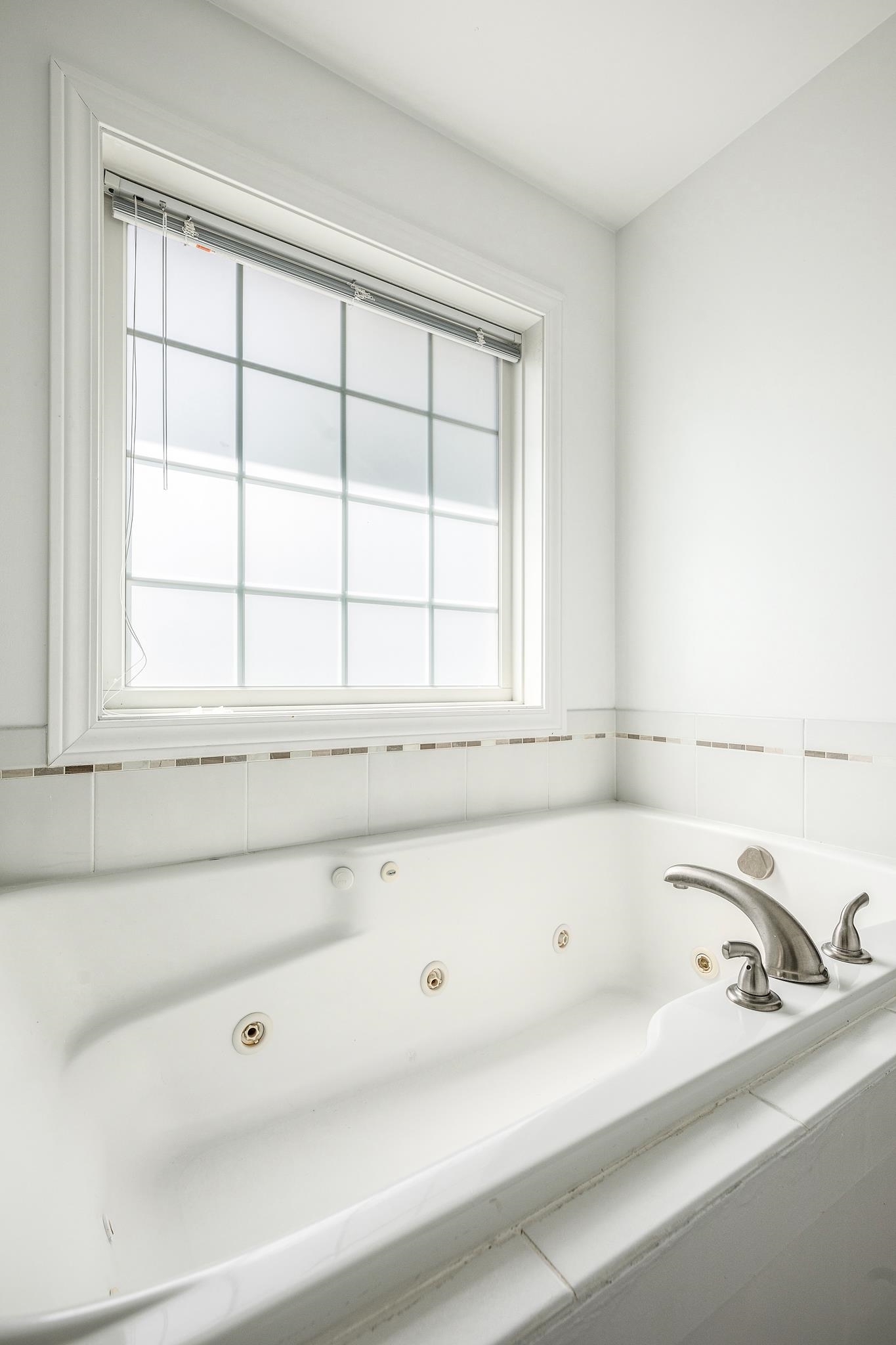 5189 Goodrick Road Traverse City, MI 49684 - Photo 27 of 60 1911628-26.JPG