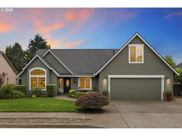 $650,000 | 13330 Squire Drive, Oregon City, OR 97045