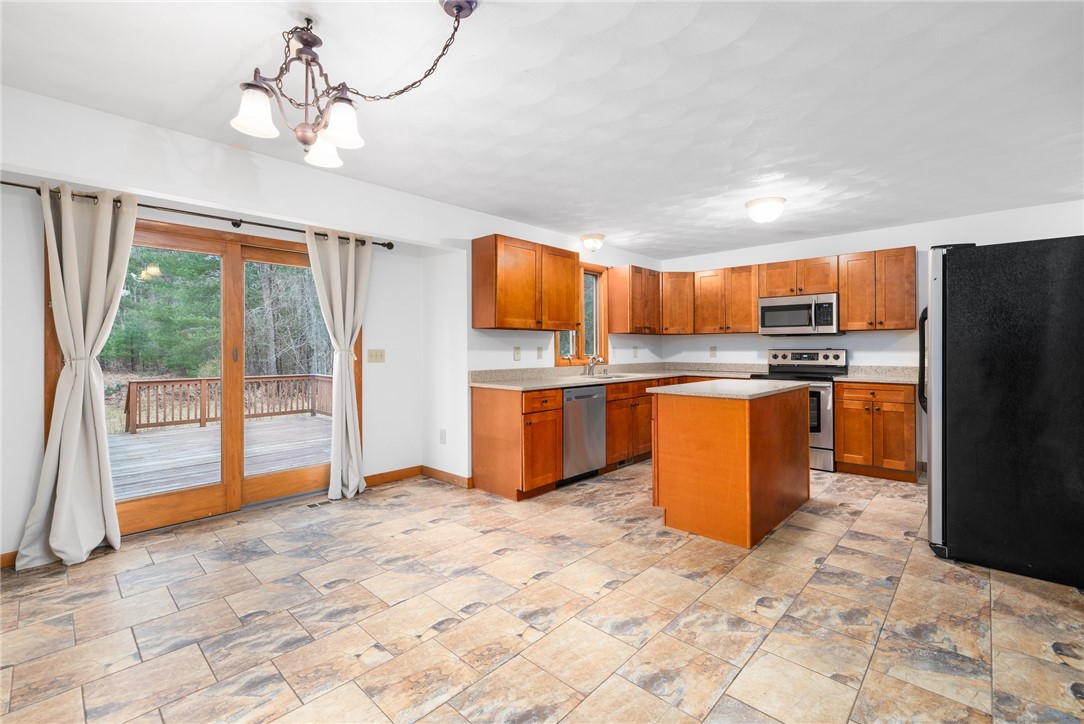 770 Hope Furnace Road Coventry, RI 02831 - Photo 23 of 45