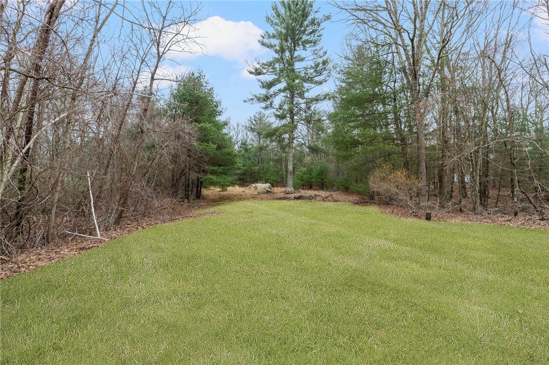 770 Hope Furnace Road Coventry, RI 02831 - Photo 9 of 45