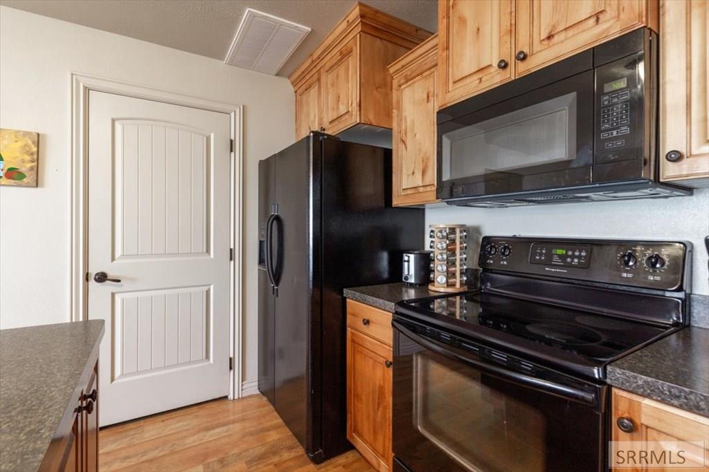 530 Sunflower Road Rexburg, ID 83440 - Photo 10 of 31