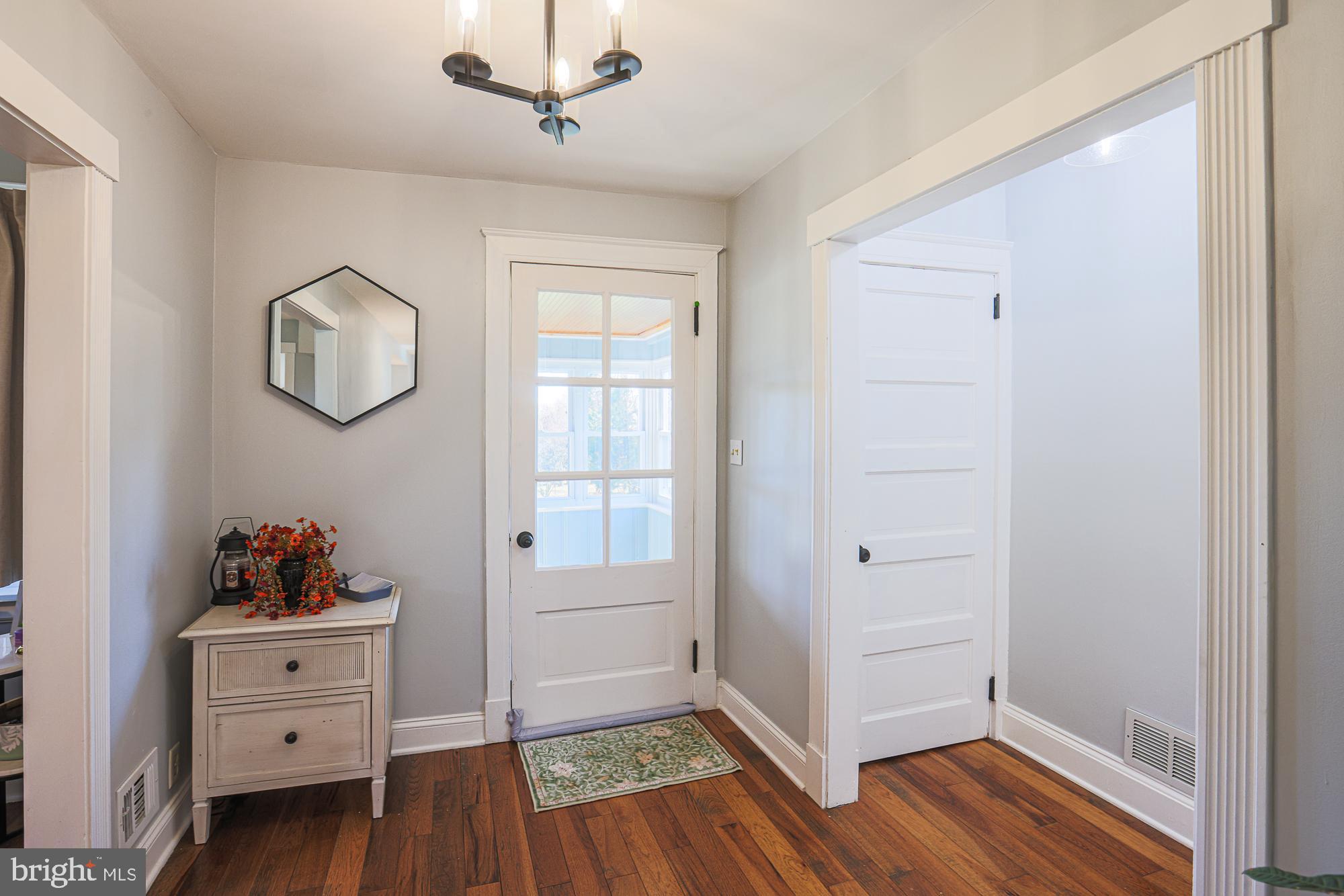 402 Philadelphia Road Joppa, MD 21085 - Photo 30 of 64 Front Hall