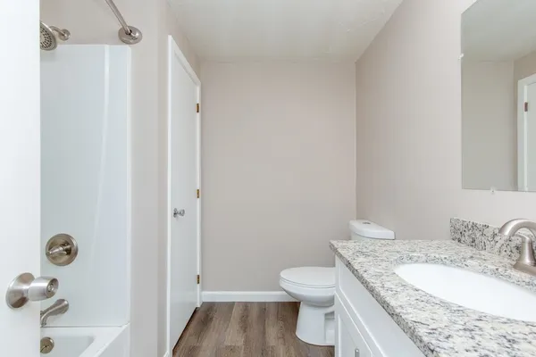$379,900 | 5 Tsienneto Road, Unit 92, Derry, NH 03038