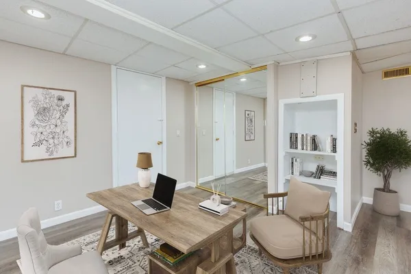 $379,900 | 5 Tsienneto Road, Unit 92, Derry, NH 03038