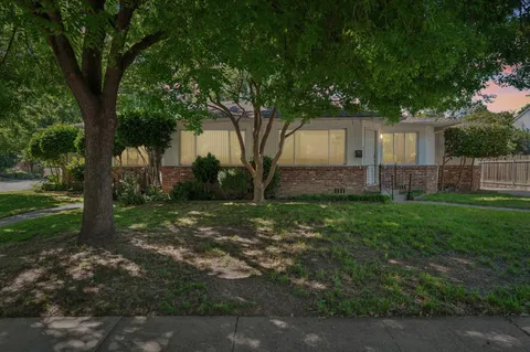 $699,000 | 430 Lovella Way, Sacramento, CA 95819