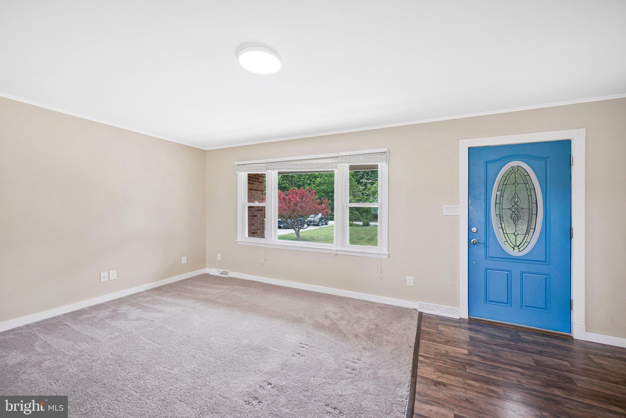 3801 Gardiner Road Waldorf, MD 20601 - Photo 8 of 52 Living space/entry
