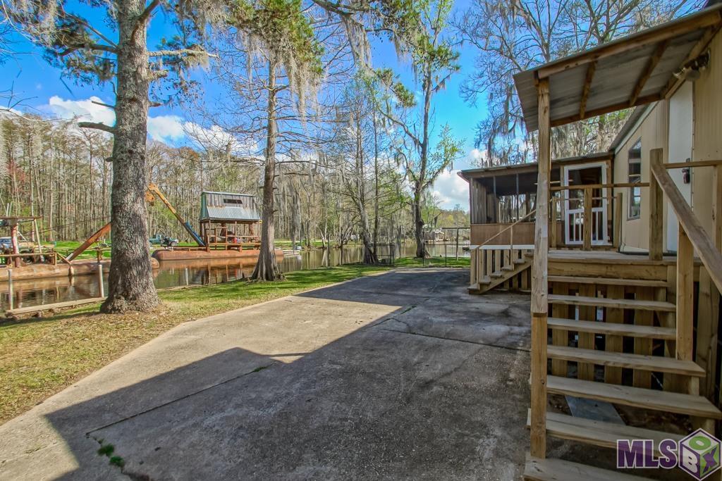 22494 Swan Street Maurepas, LA 70449 - Photo 13 of 29