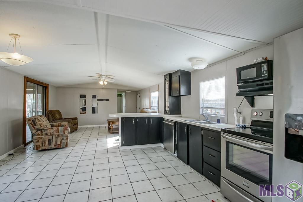 22494 Swan Street Maurepas, LA 70449 - Photo 19 of 29
