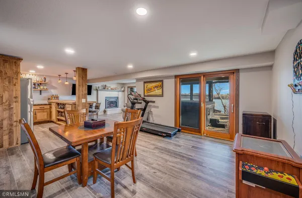$875,000 | 3800 Sioux Lane, Madison Lake, MN 56063