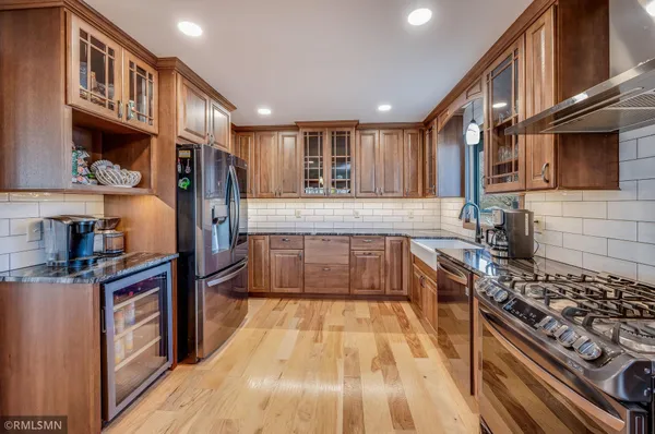 $875,000 | 3800 Sioux Lane, Madison Lake, MN 56063