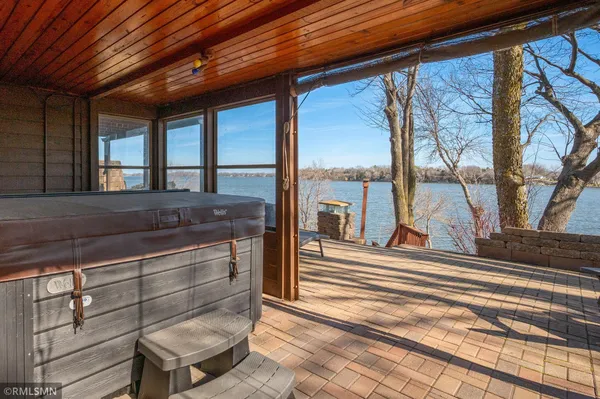 $875,000 | 3800 Sioux Lane, Madison Lake, MN 56063