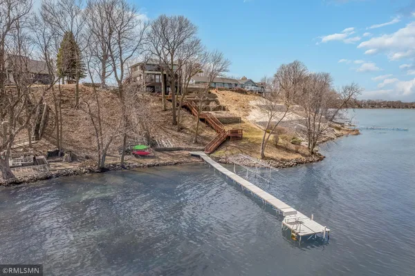 $875,000 | 3800 Sioux Lane, Madison Lake, MN 56063