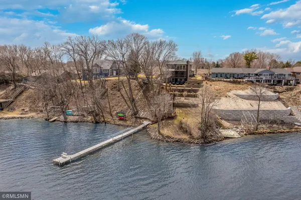 $875,000 | 3800 Sioux Lane, Madison Lake, MN 56063