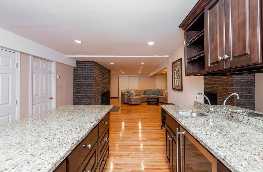 15 Cider Mill Road Lynnfield, MA 01940 - Photo 31 of 42 Gallery Image 31