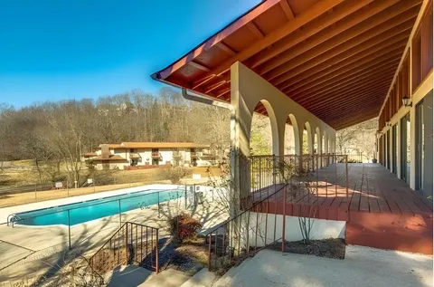 $324,900 | 214 Old Hickory Boulevard, Unit 170, Nashville, TN 37221