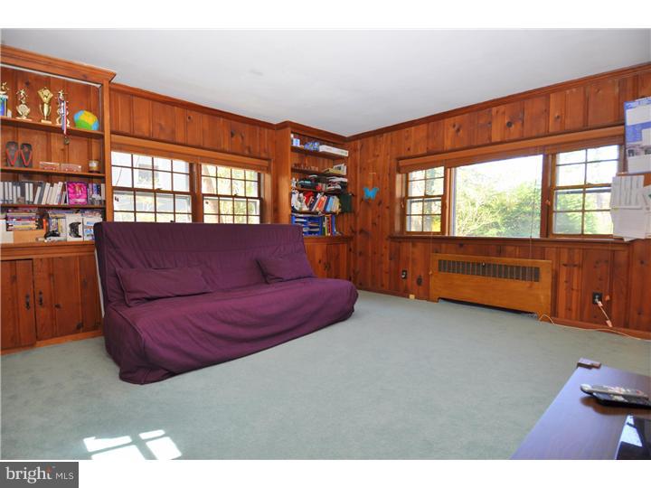 814 Wickfield Road Wynnewood, PA 19096 - Photo 9 of 22 Family Room