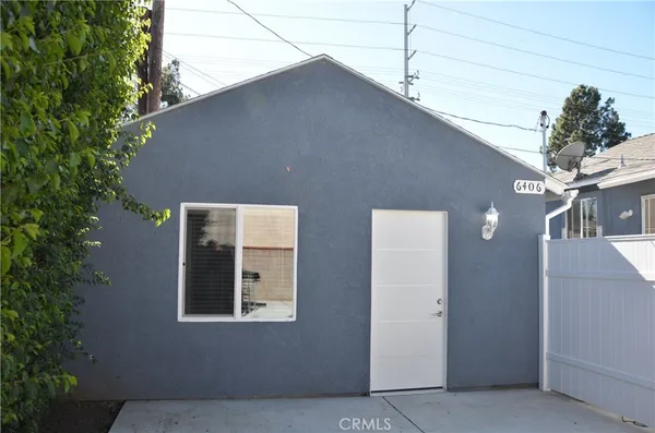 $1,950 | 6406 Densmore Avenue, Lake Balboa, CA 91406