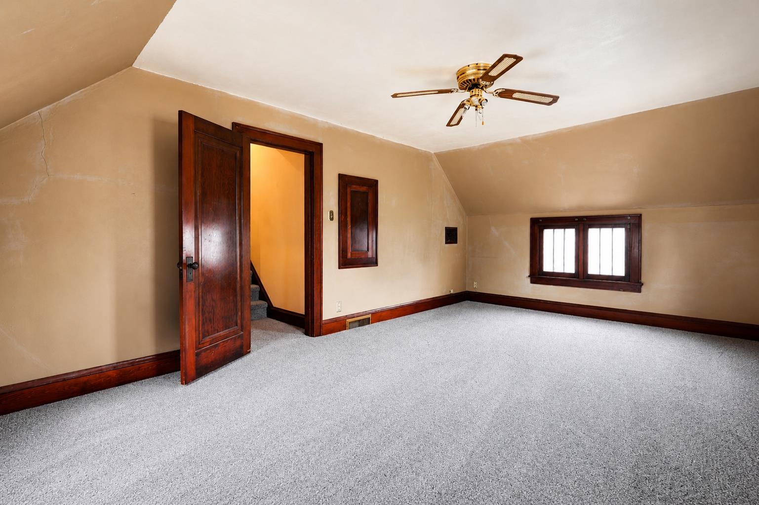 1621 North Division Street Appleton, WI 54911 - Photo 10 of 27 Gallery Image 10
