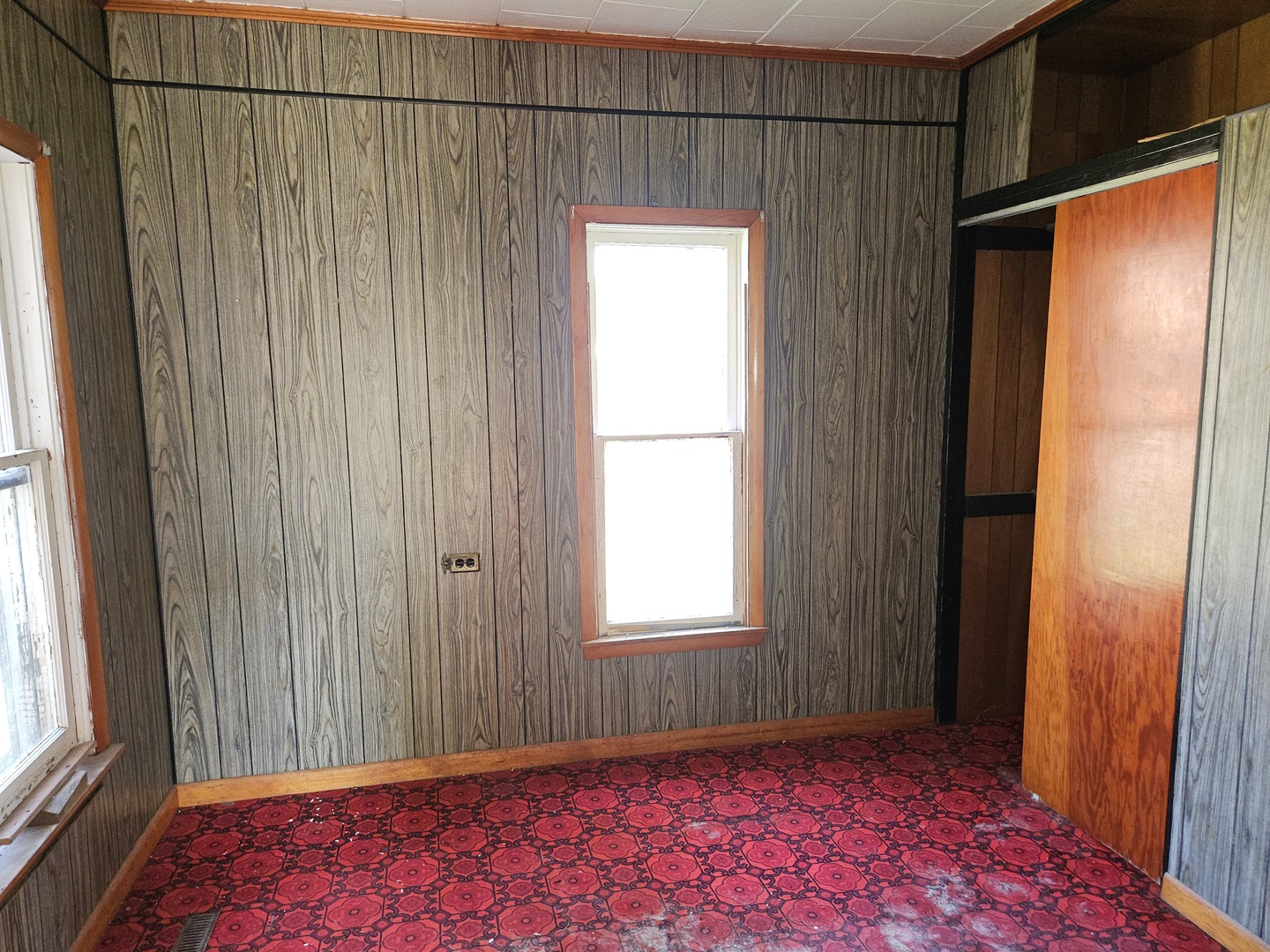 211 Seba Street Hurst, IL 62949 - Photo 15 of 20 Gallery Image 15