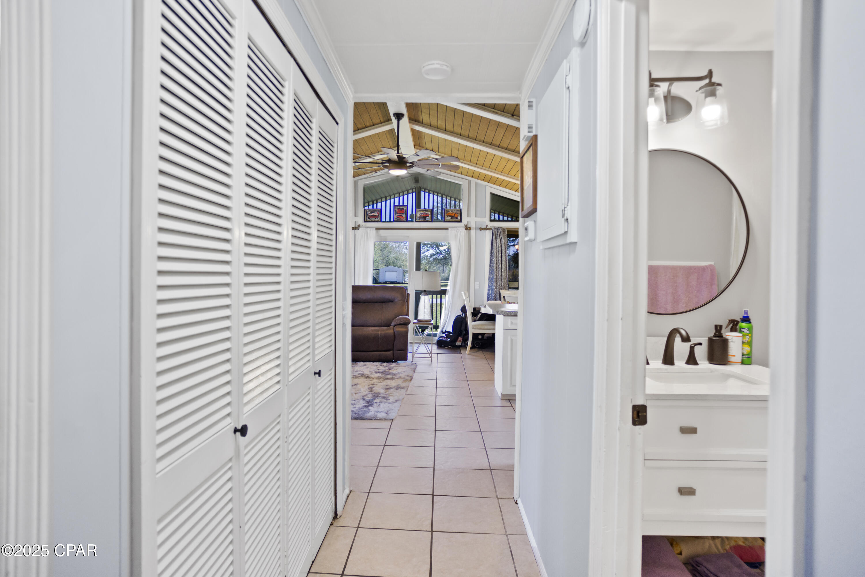2165 Katae Lane Grand Ridge, FL 32442 - Photo 15 of 22 Gallery Image 15