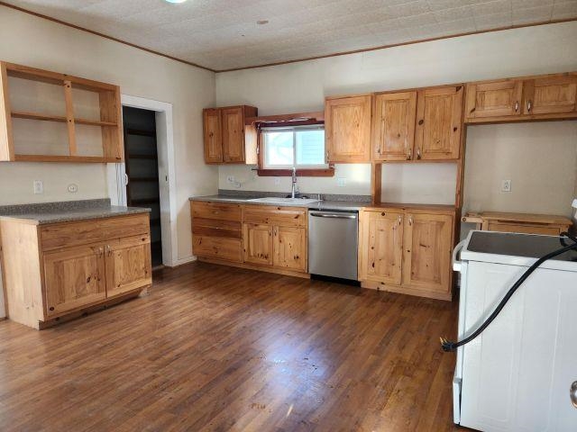 24 Jewel Street Gorham, NH 03581 - Photo 5 of 46