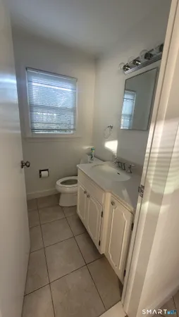 $3,900 | 10 Olmstead Place, Norwalk, CT 06855