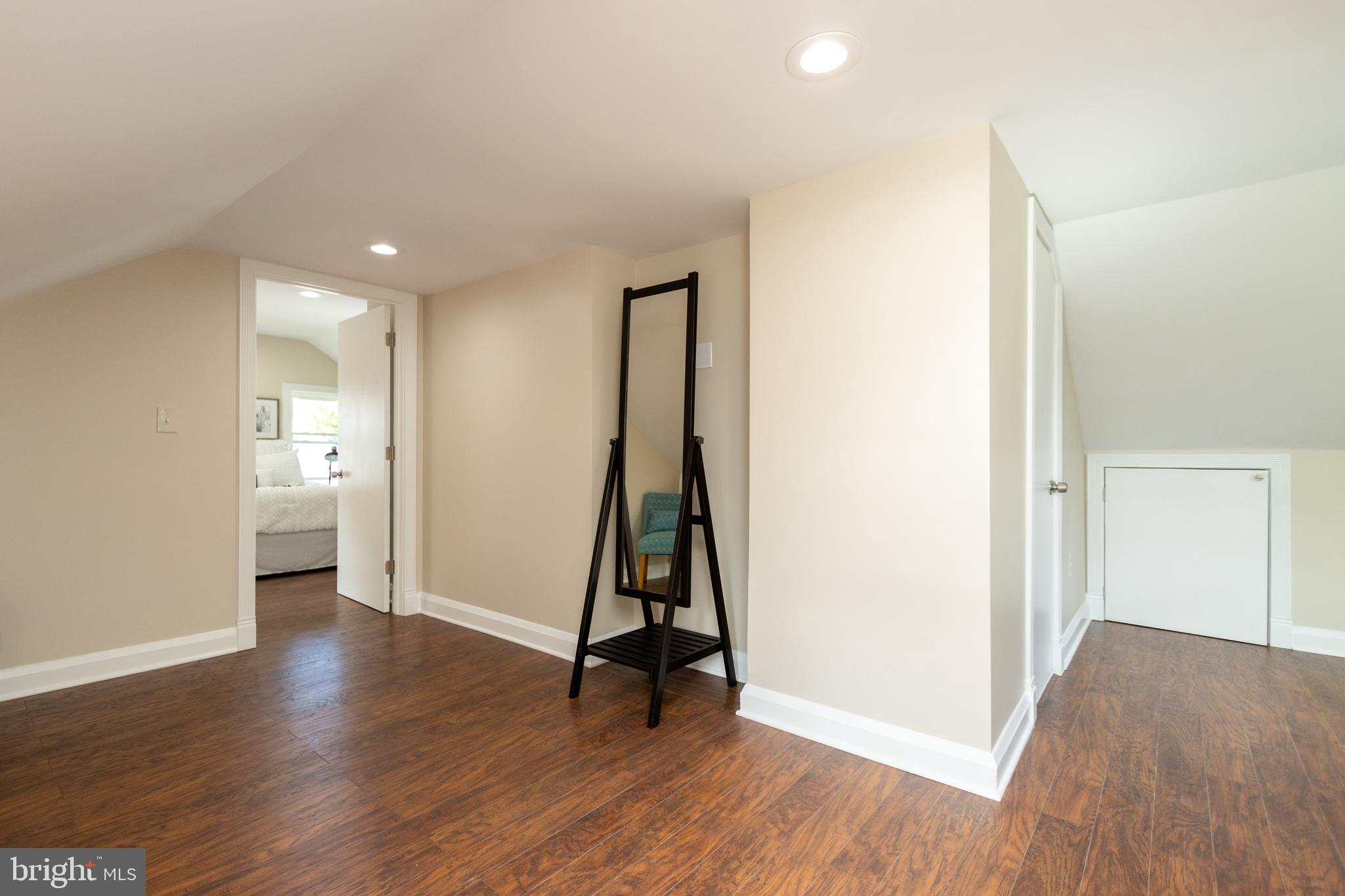 6503 Sherwood Road Baltimore, MD 21239 - Photo 8 of 19 Bonus Room on Upper Level